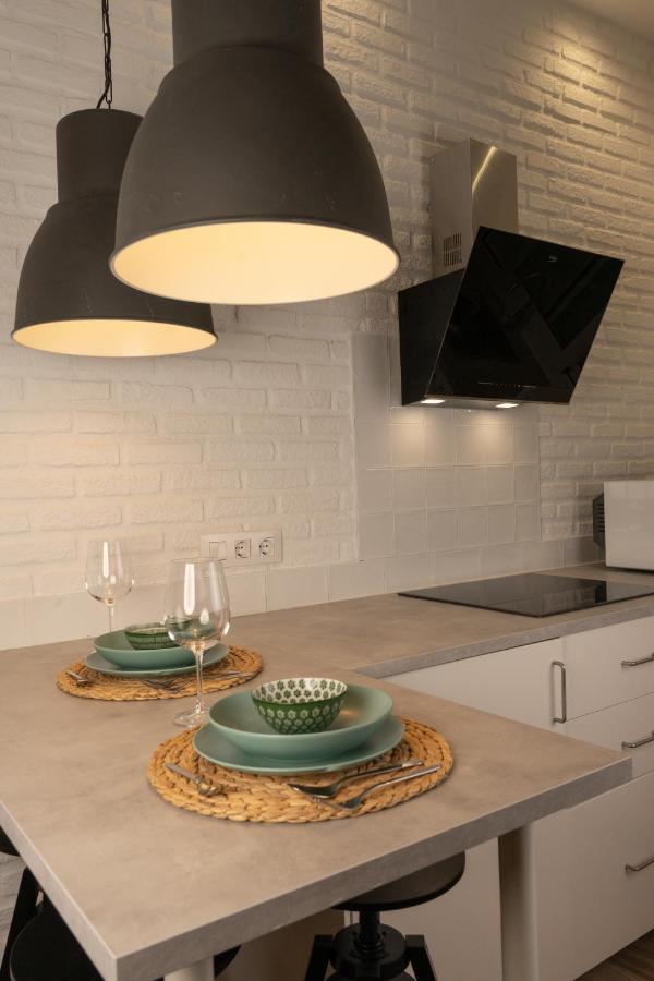 Apartsuite B&R Triana Arellano Sevilla Kültér fotó