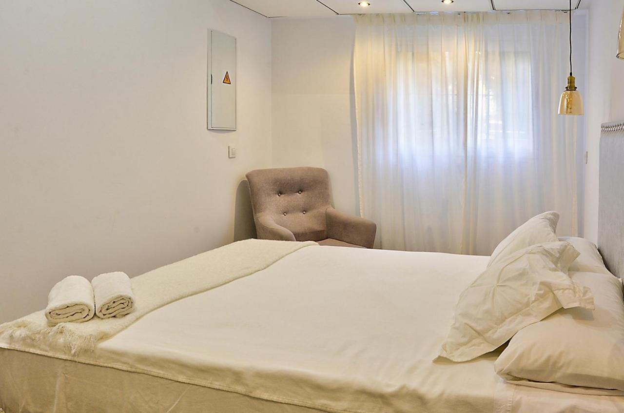 Apartsuite B&R Triana Arellano Sevilla Kültér fotó