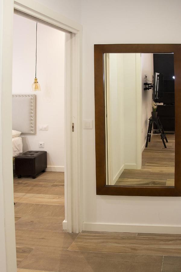 Apartsuite B&R Triana Arellano Sevilla Kültér fotó