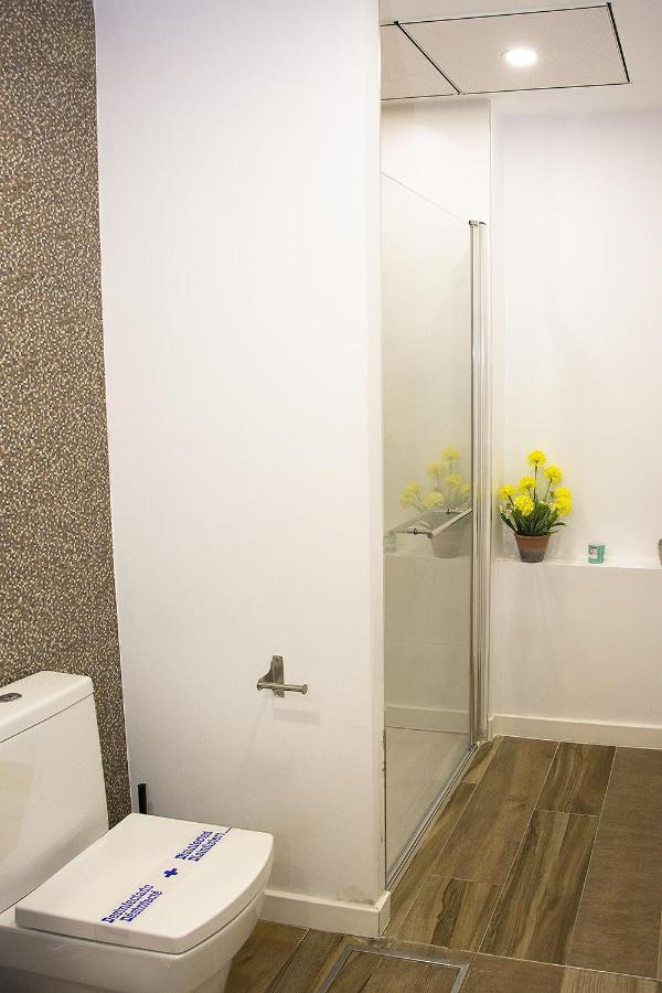 Apartsuite B&R Triana Arellano Sevilla Kültér fotó